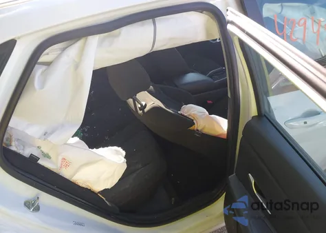 2024 Hyundai Elantra Sel z USA, uszkodzony, nr VIN KMHLM4DG3RU662141